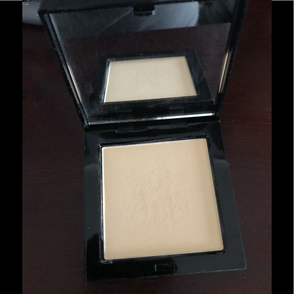 Pop beauty velvet powder base